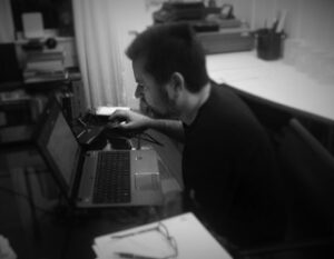 interior-designer-man